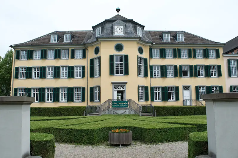 Herrenhaus der Textilfabrik Cromford mit Barockgarten in Ratingen